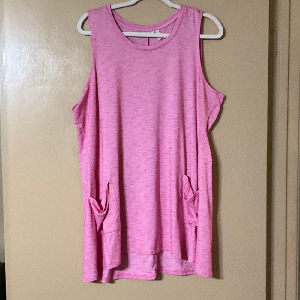 LOGO by Lori Goldstein Pink Sleeveless Pocket Tank